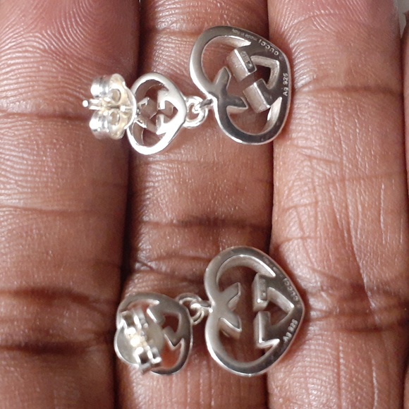 GUCCI STERLING SILVER HEART LOGO EARRINGS NIB - Picture 3 of 8